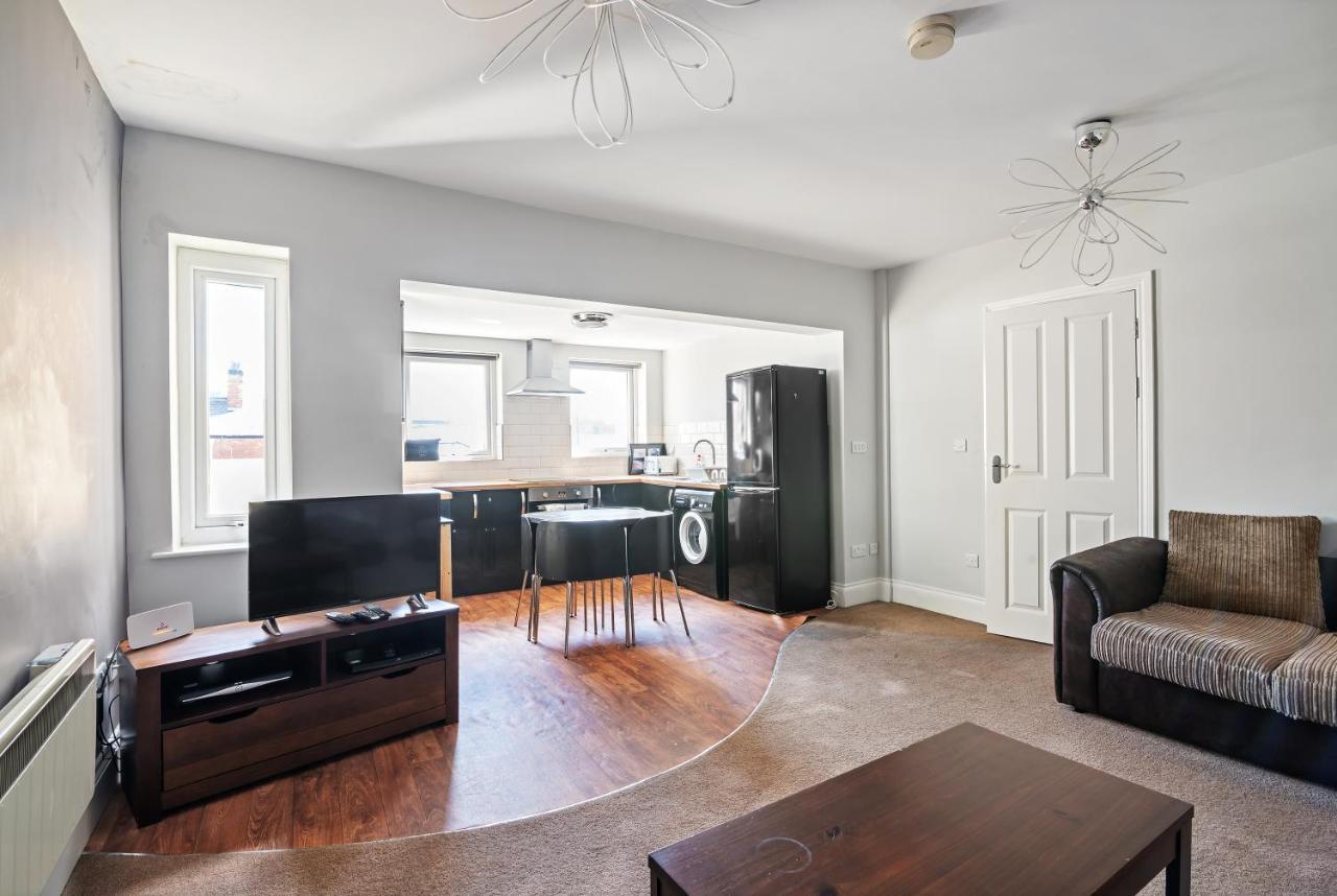 Weatherhead Lodge - Modern And Sleek Derby Apartment Dış mekan fotoğraf